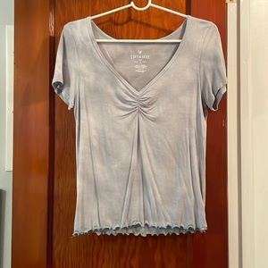 American Eagle cute T-shirt you can wear with jeans, shorts also comfortable.